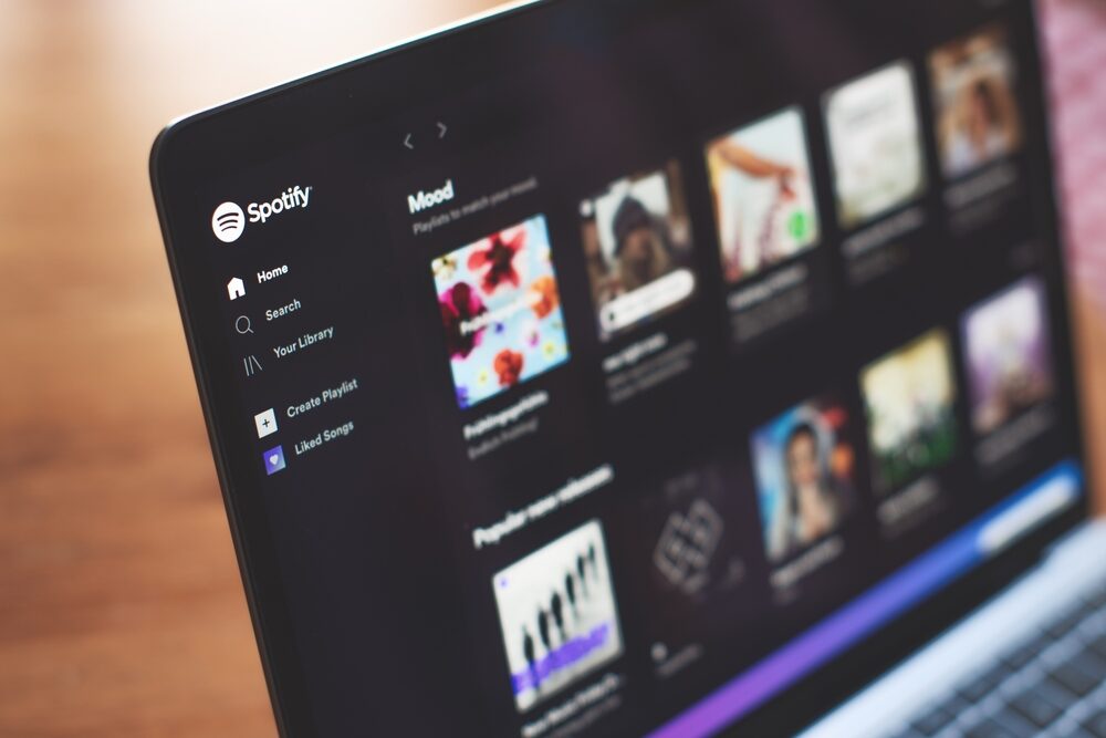 Screenshot di Spotify con Music Video Charts Global