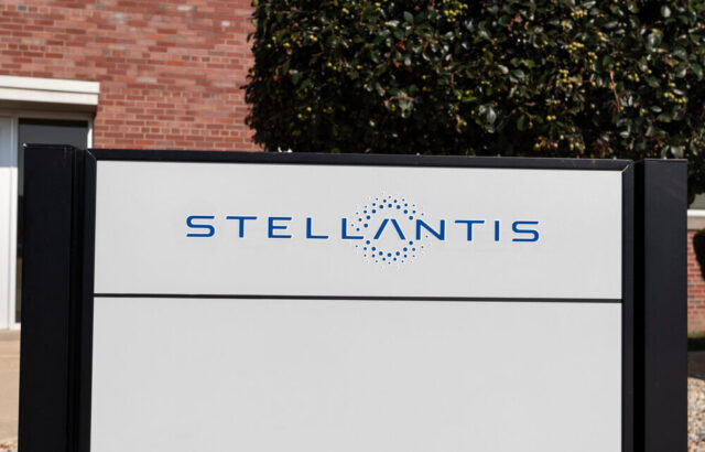 Stellantis Mirafiori e Pomigliano