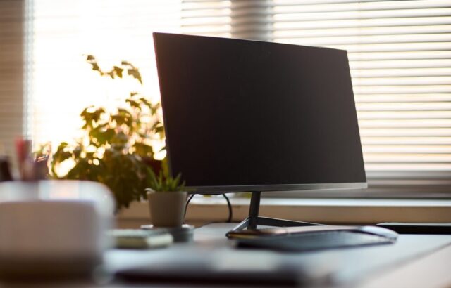 Monitor touchscreen ultraleggero Vivo per vlogging