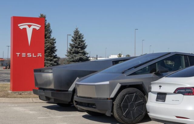 Fusione Tesla SpaceX
